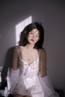 免费看裸裸体美女啪啪无遮挡
